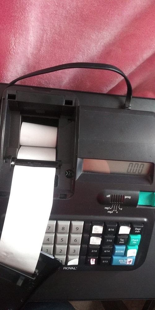 140DX Royal Cash Register Used Working..Needs Key..