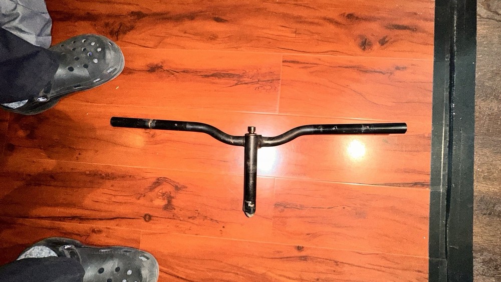 Black Metal Bicycle Handlebar For Mountain Bikes