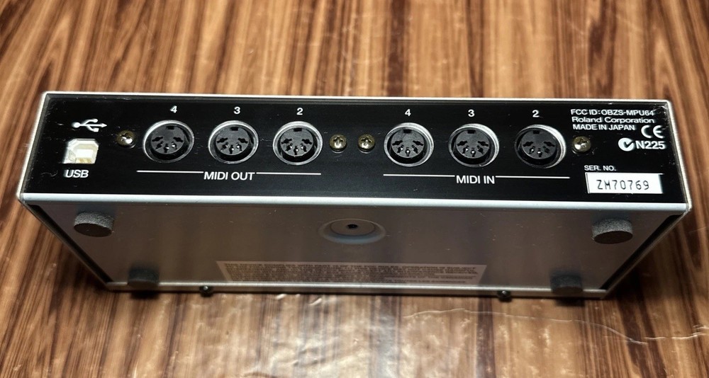 Roland ED UM-4 SUPER MPU64 USB MIDI Interface