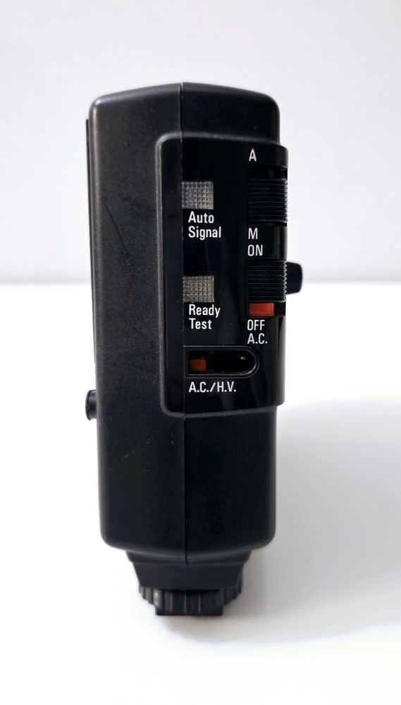 Vintage Camera Sunpak Thyristor Auto 411 Flash Unit Untested No Batteries