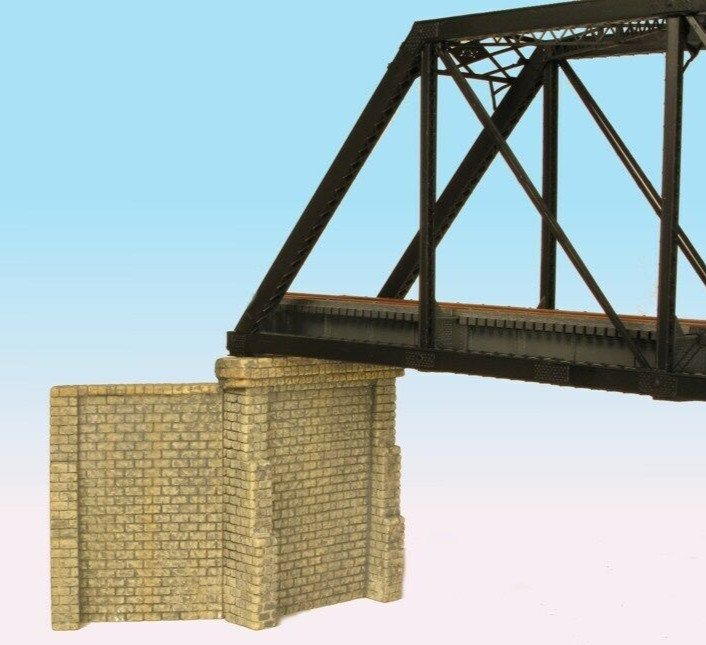 Monroe Models HO Scale ~ Bridge Abutments & Wing Walls ~ Cut Stone ~ 2 Pcs ~ 930