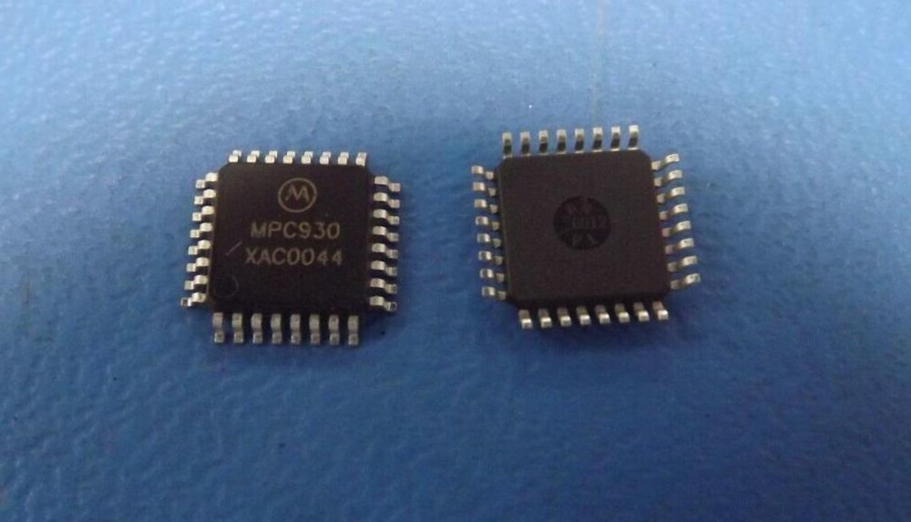 (1PC) MPC930FA Processor Specific Clock Generator, 140MHz, CMOS, PQFP32