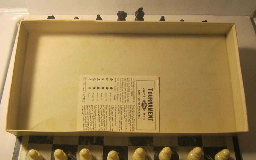 1968 E.S. LOWE Tournament Chessmen Set COMPLETE in Box w Instructions!!
