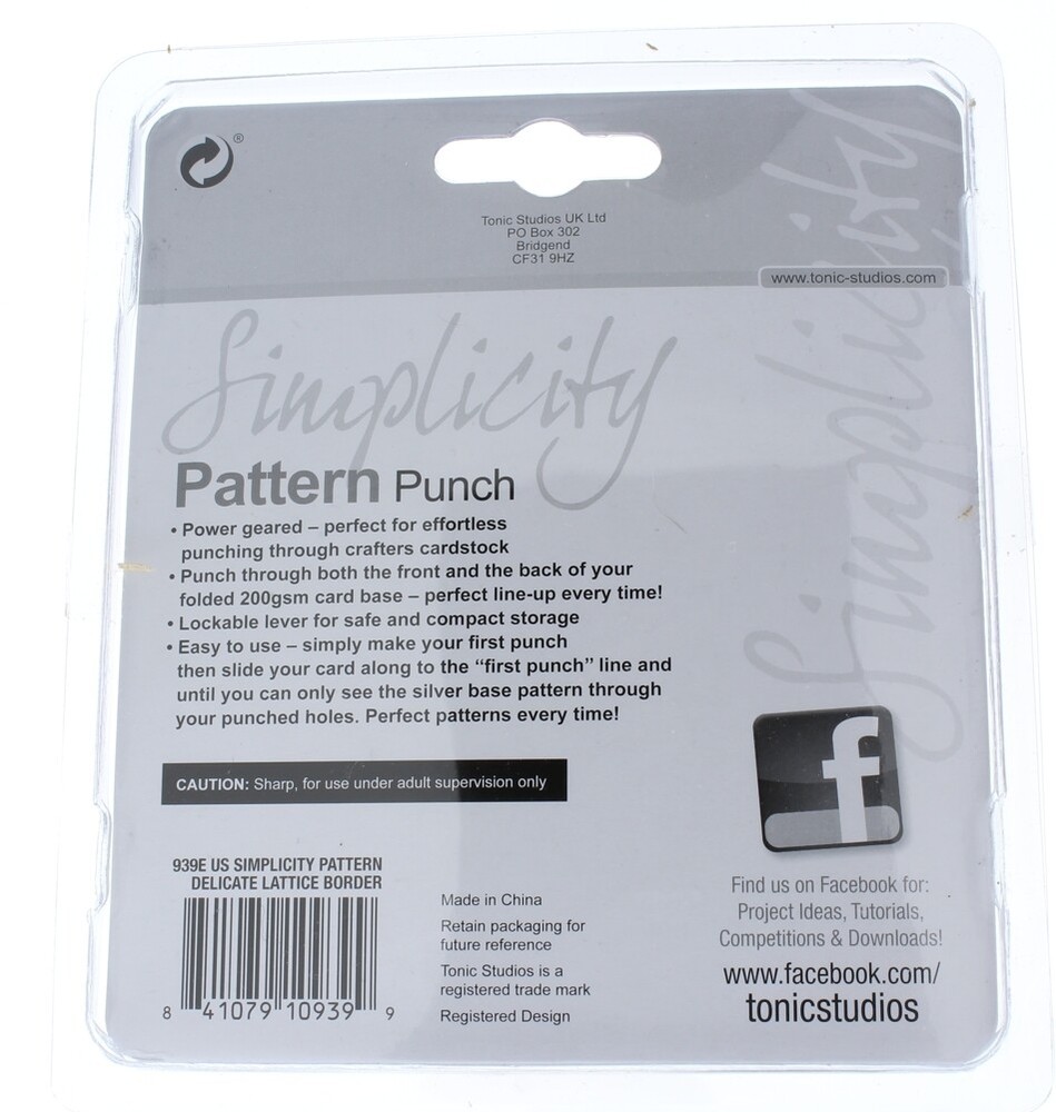 Tonic Studios Simplicity Pattern Paper Punch Delicate Lattice Border