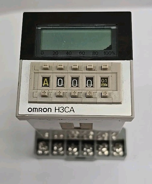 Omron H3CA-A Digital Timer Relay 11 pin With Relay Socket 27E892
