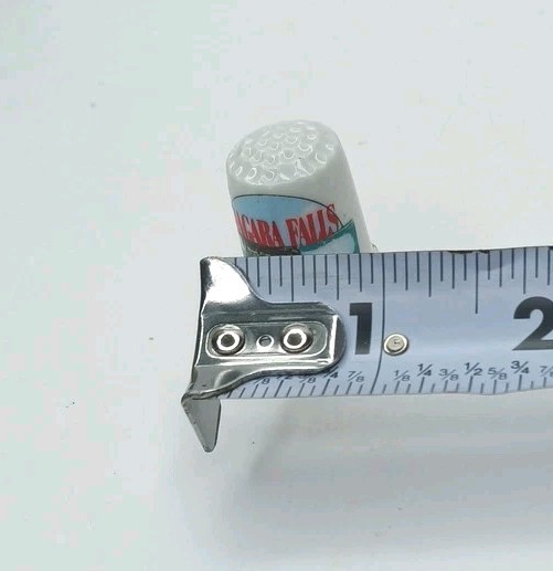 Vintage Porcelain Niagara Falls Thimble