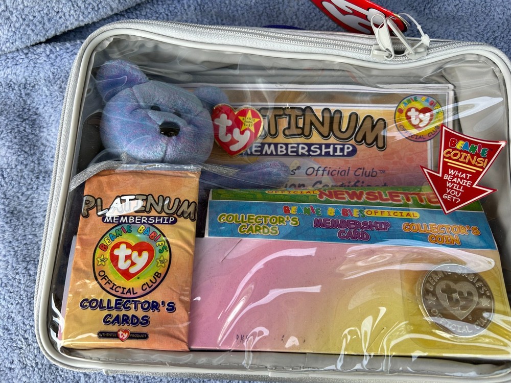 1999 TY PLATINUM MEMBERSHIP CASE NEVER OPENED
