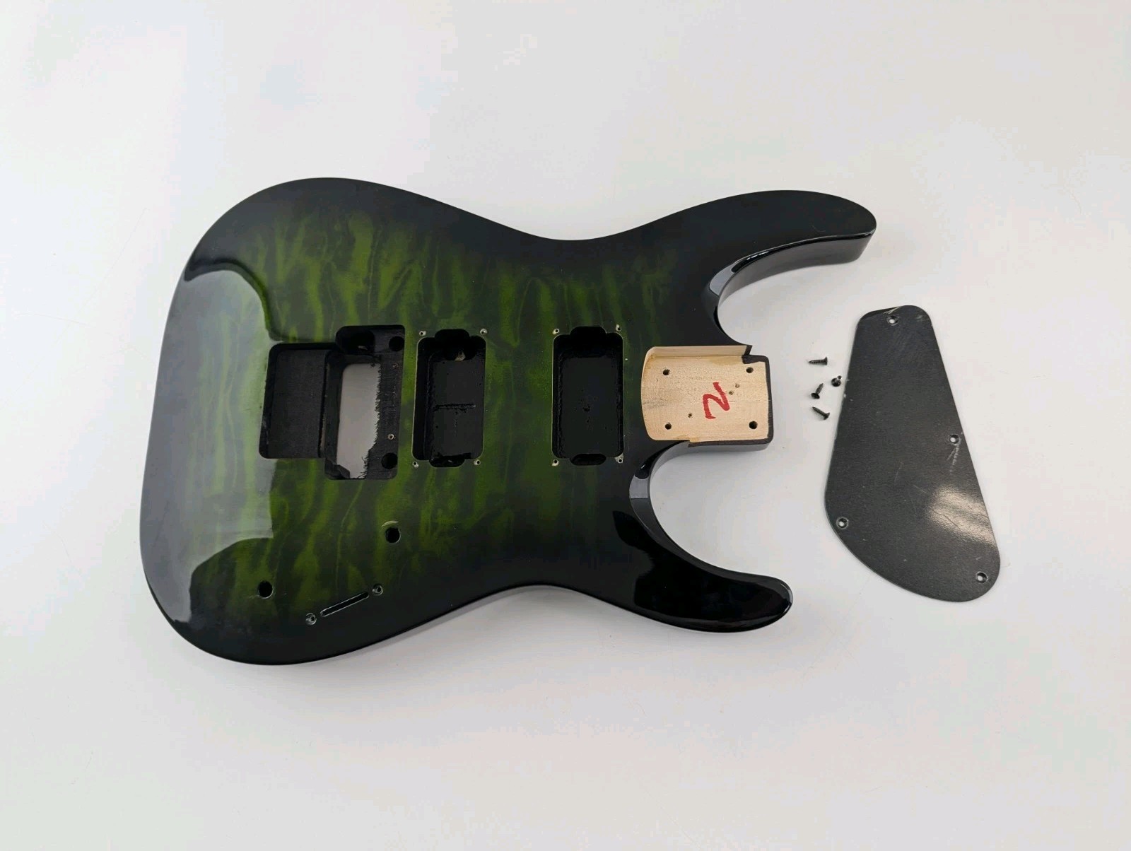 Jackson JS32 Dinky DKA Guitar Body Floyd Rose Quilt Green 2023