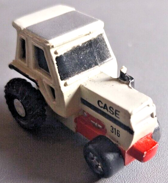Micro Machines Case Tractor