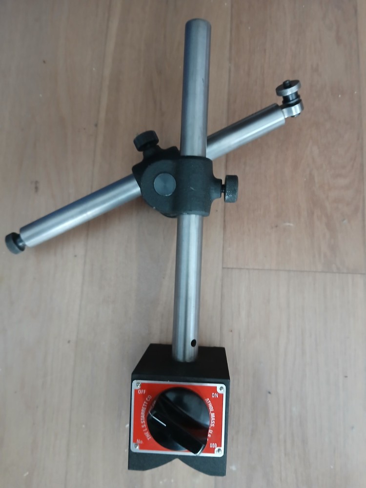 Starrett 659 Magnetic Indicator Holder W/Attachments