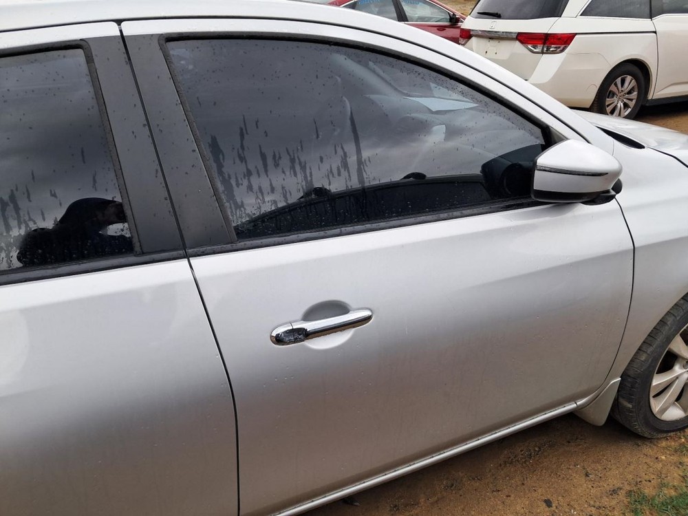 VERSA 2015 Glove Box 4808321