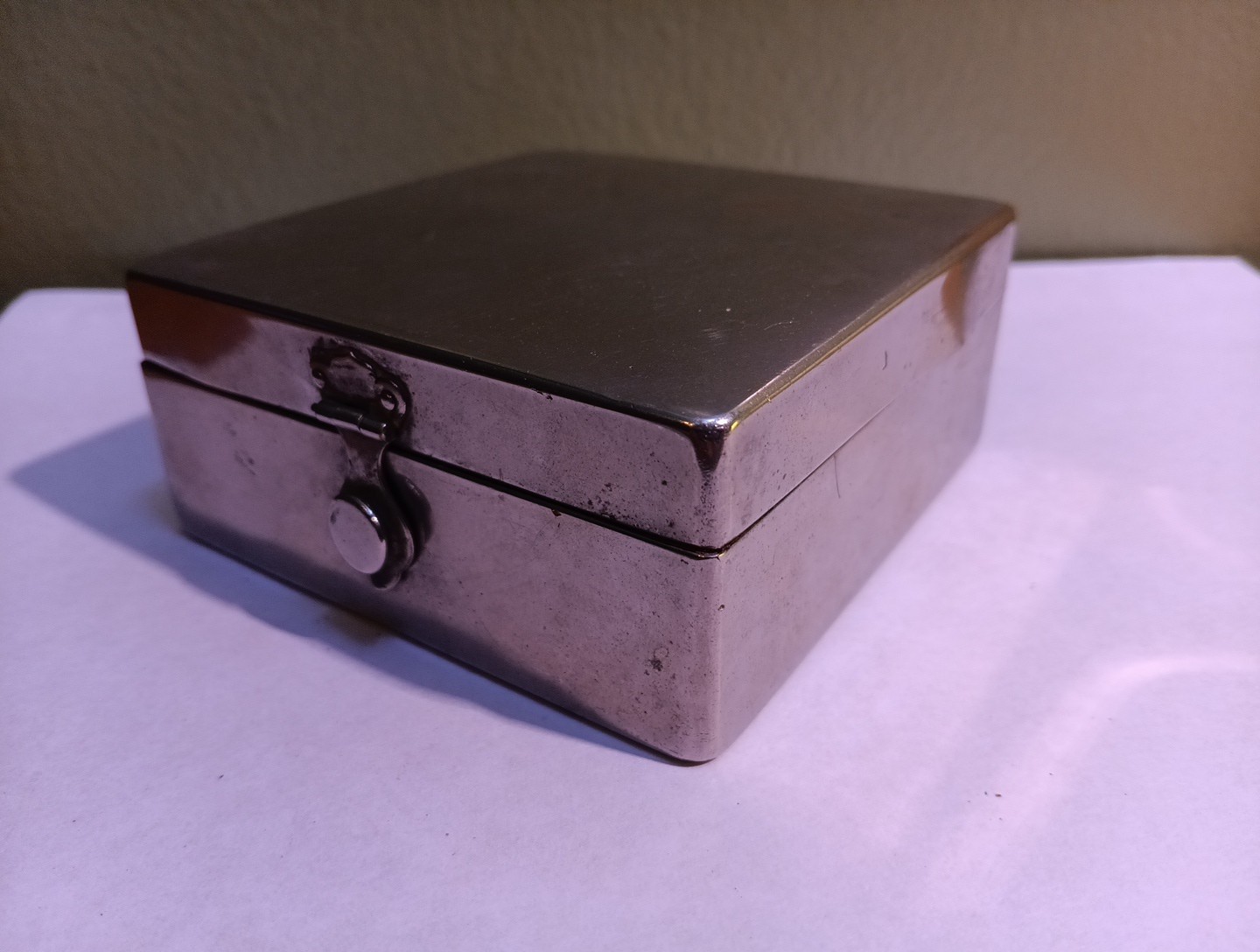 Vintage 3.5 x 3.5 x 1.5 Inch Metal Box/case - Leather/Wood - Cigar/Cigarette