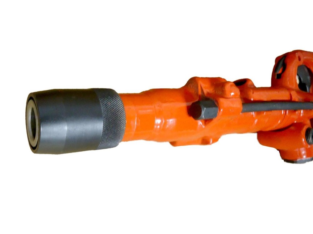 Pneumatic Horizontal Rock Drill Toku TH-800 / RD-7 + 1 Bit
