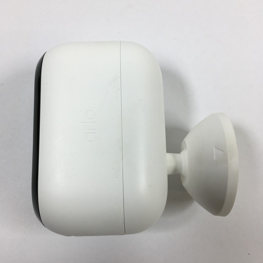 Arlo Essential (2nd Generation) VMC3050 2K Outdoor Camera (READ!)