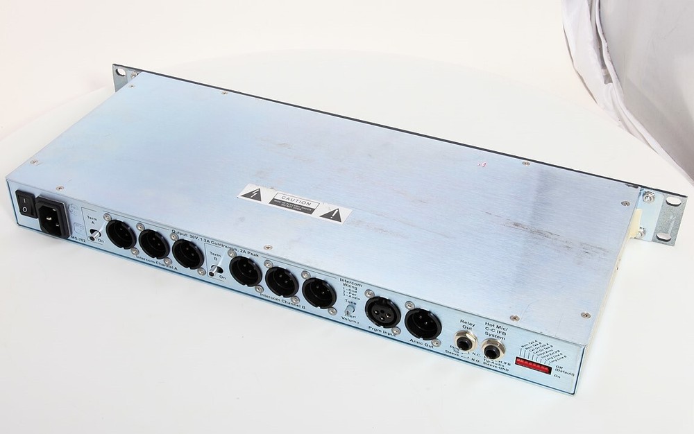 Used ClearCom Encore MS702 MS-702 Wired Intercom Rack Mount Main Base Station