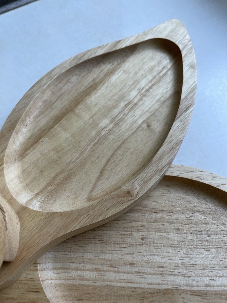 Bamboo Cheese Board With Leaves