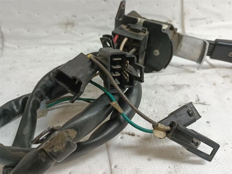 4814-71 Peterbilt 335 Column Switch With Harness (10349781