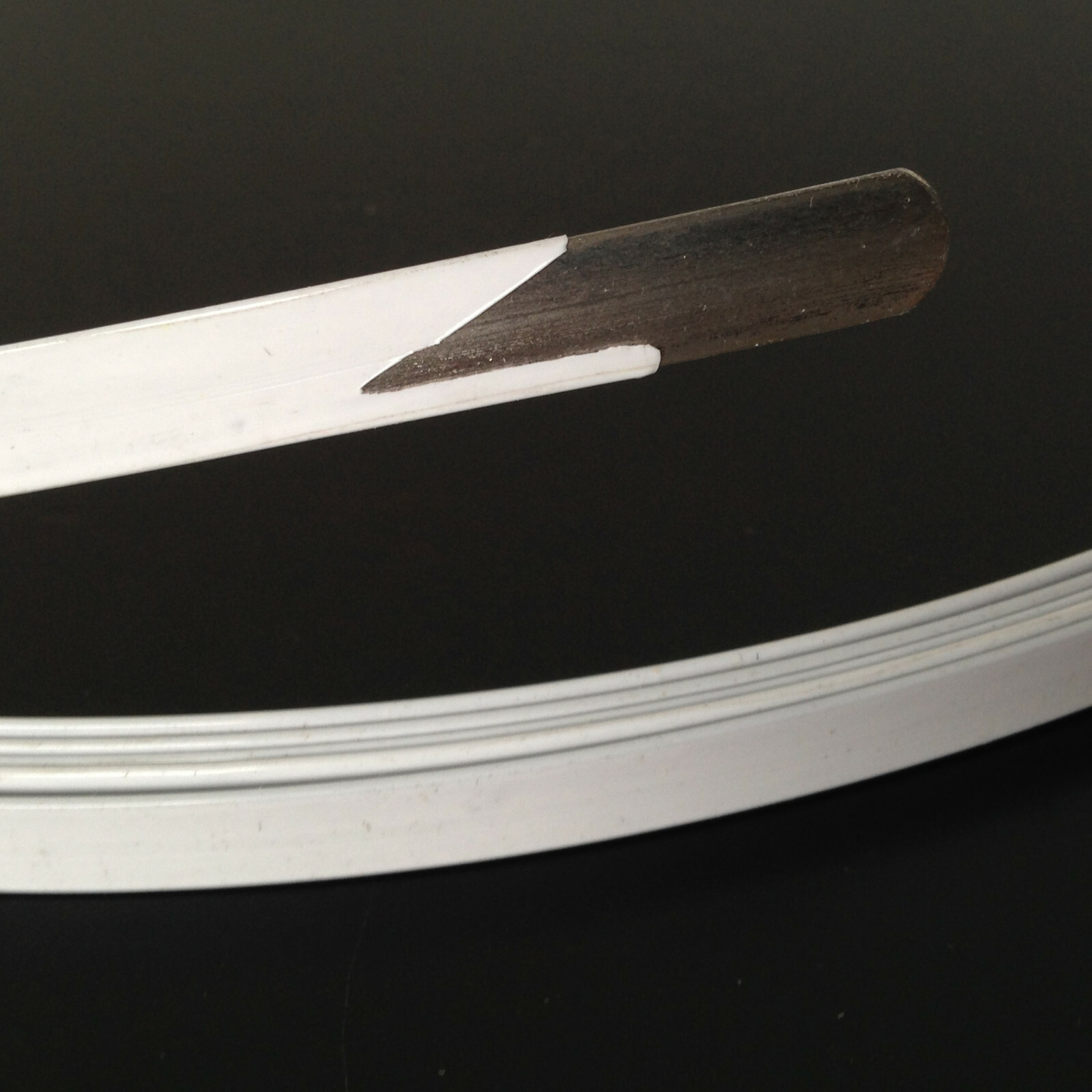 5.5 yard white spring steel metal boning for corset boning fashion support