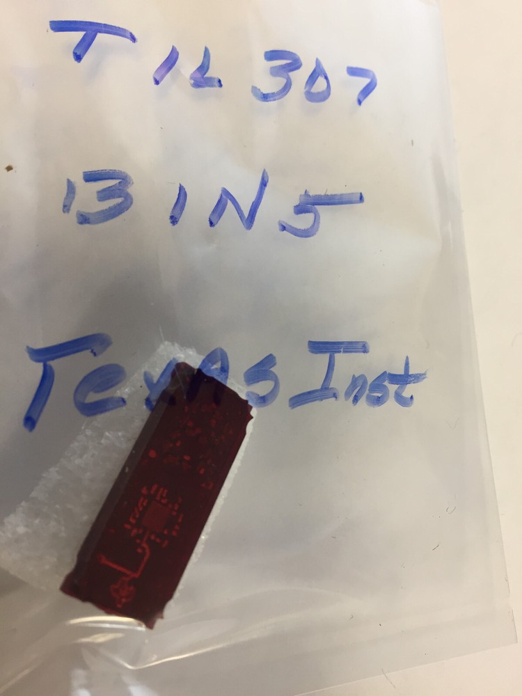TIL 307 TEXAS INSTRUMENT NUMERIC DISPLAYS WITH LOGIC  NOS