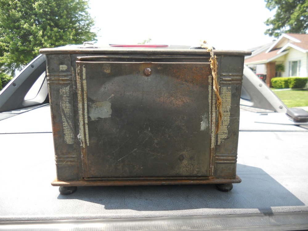 ANTIQUE 1912 MAGIC LANTERN MIRROSCOPE WITH BULBS