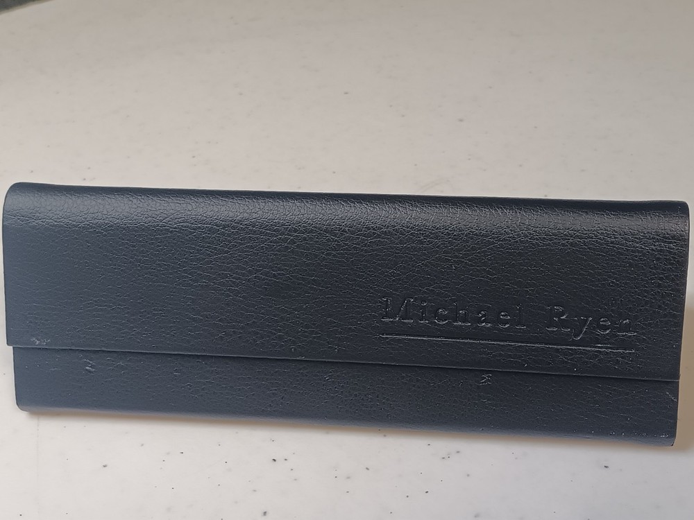 Michael Ryen Eyewear Glasses Triangle Folding Case Black