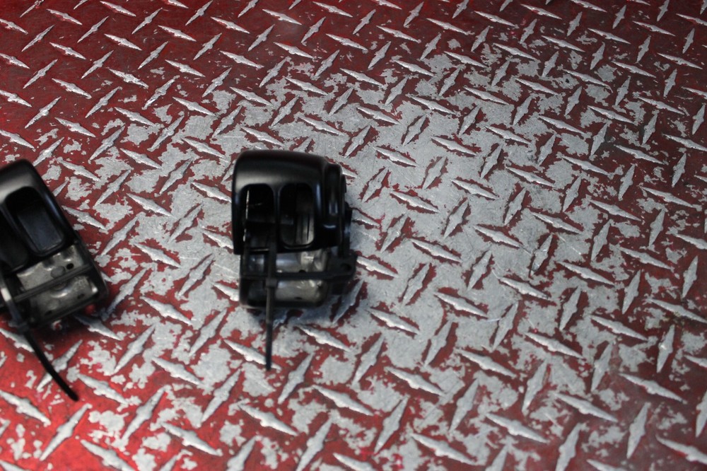 1998 - 2005 HARLEY SOFTAIL OEM BLACK CONTROL SWITCH COVERS DND