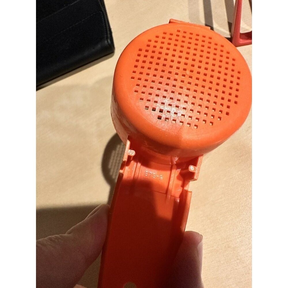 Vintage Tupperware Small Sifter #879-8 Orange