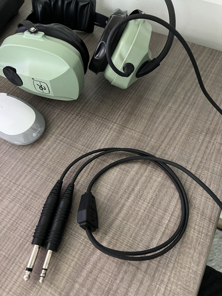 DAVID CLARK H10-80 AVIATION HEADSET W/ M-4 MIC