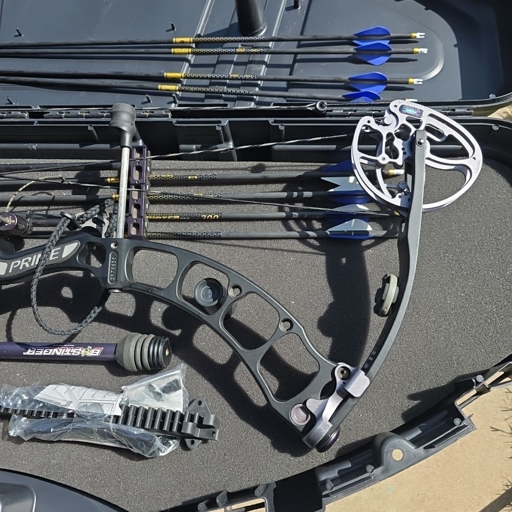 Prime Rival Compound Bow Right Hand