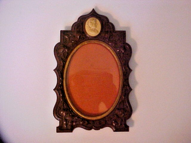 1855 Dated Cameo Themed Gutta Percha Thermoplastic Cabinet Card Wall Frame RARE!