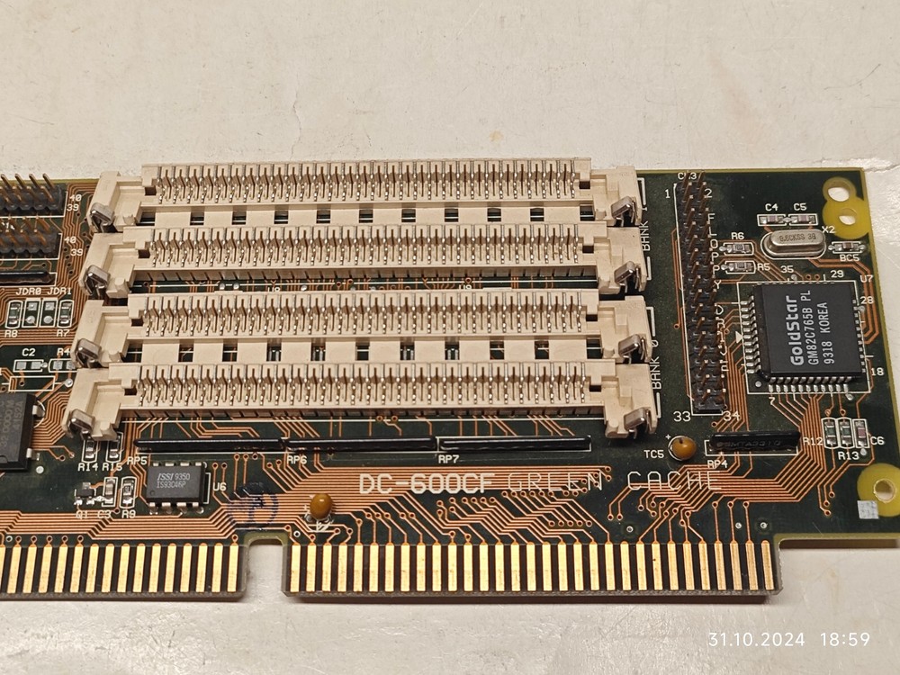 ISA IDE Caching Controller TEKRAM DC-600CF with Harris CS80C286-20 MHz CPU + RAM