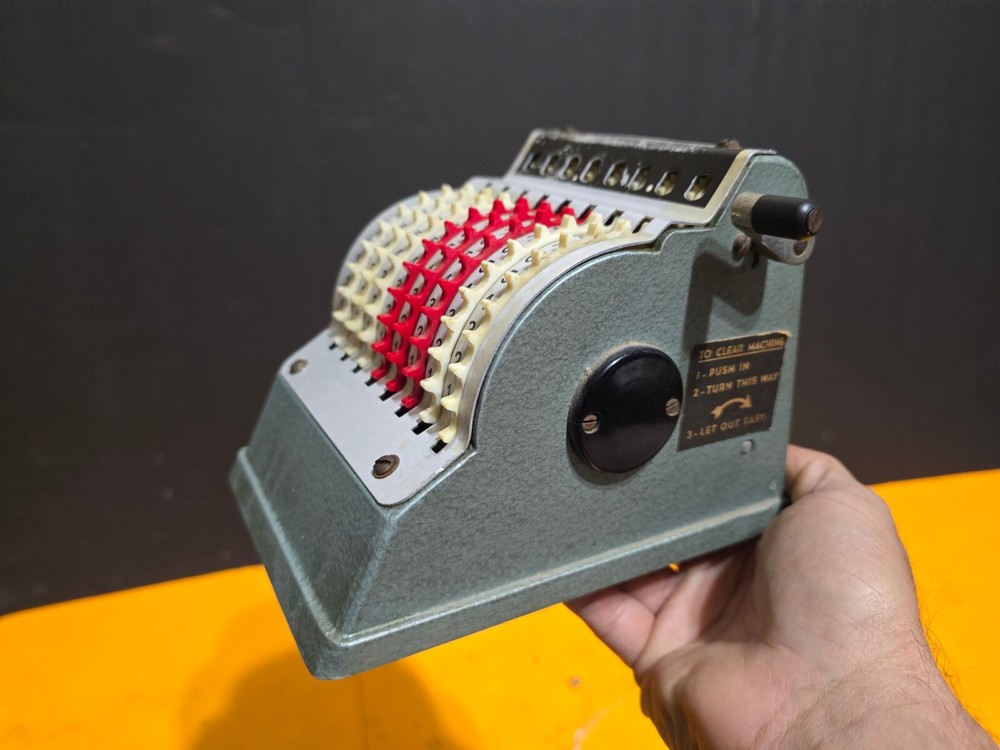 💯💯💯Vintage Regina B 8 Adding Machine TESTED