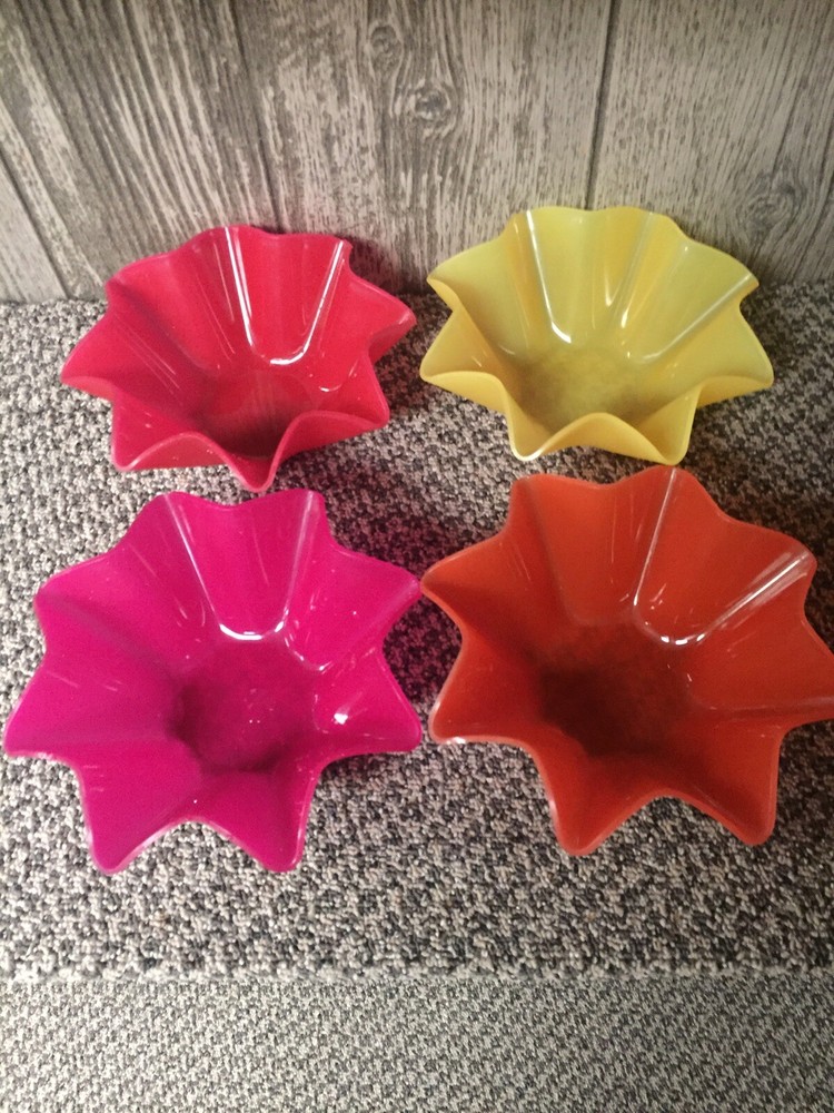 Tupperware Bowl Set Of 6, Multi Color
