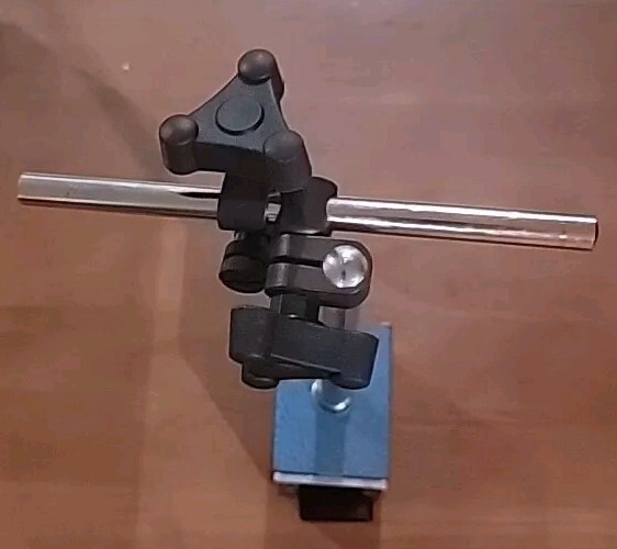 Magnetic Base Type MB-B Pittsburgh Forge Model No. 692. With Original Box.