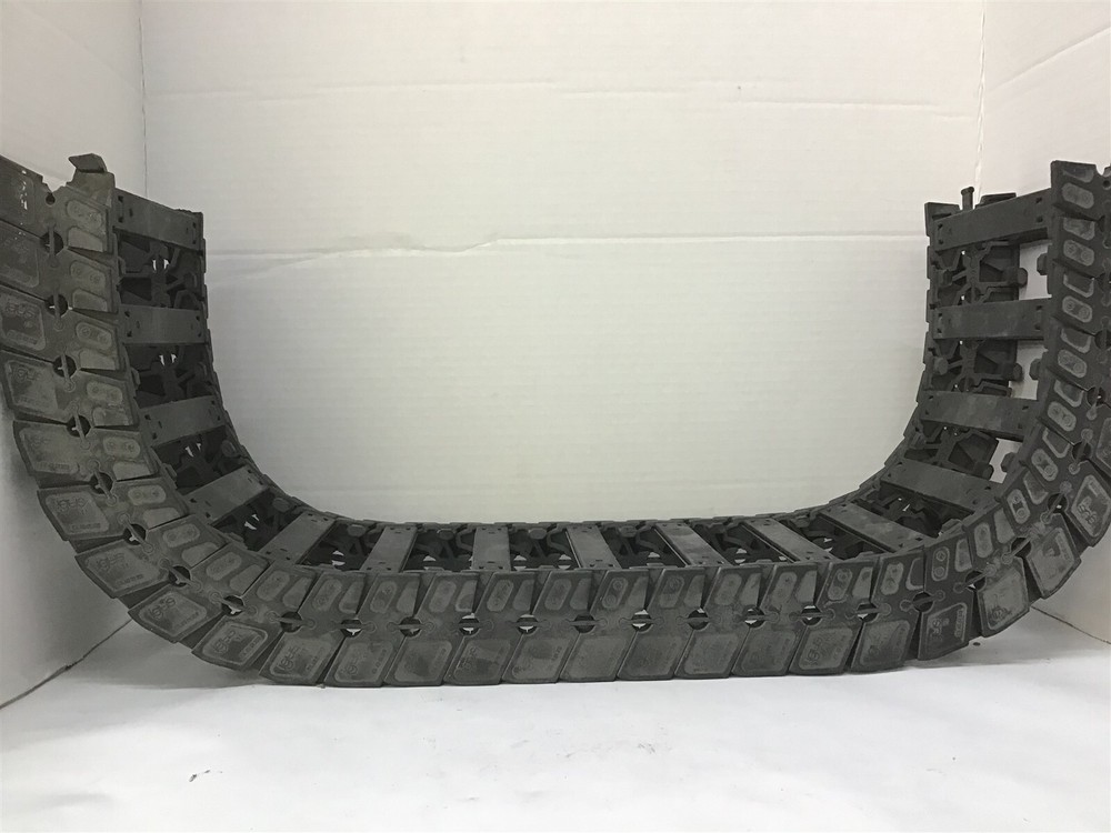 Igus E6.40.02.100 Chain Cable