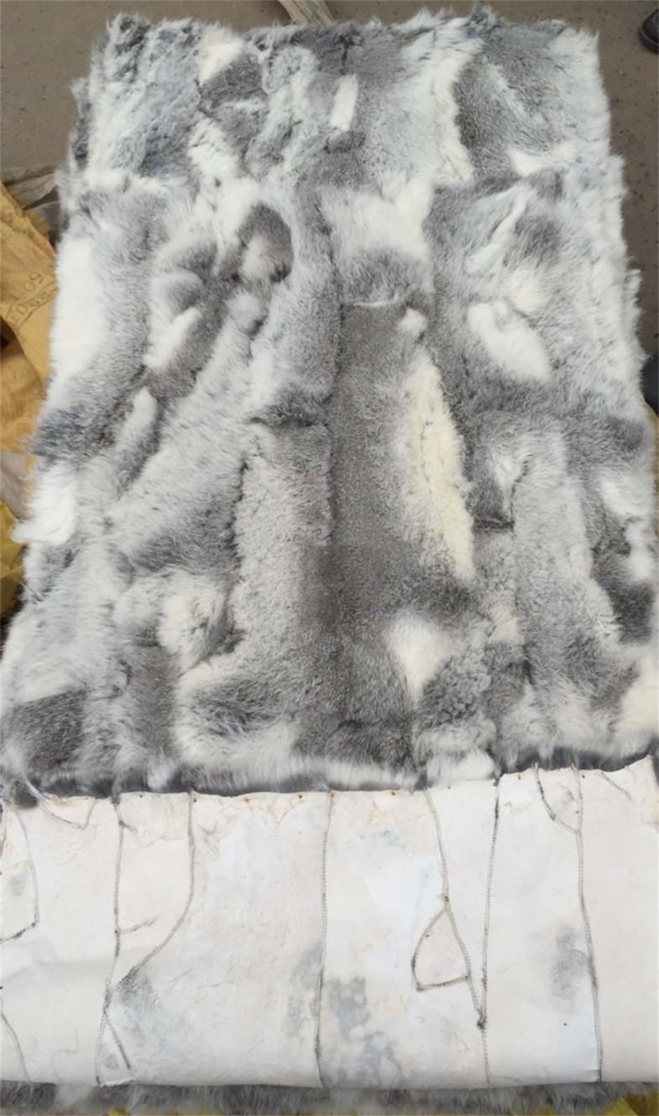 Real Rabbit FUR Throw Blanket Patchwork Skin Fur Rug 42" x 22" Pelz Leather Pelt