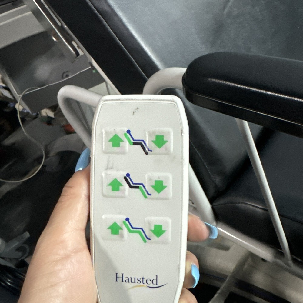 Hausted ESC Eye Surgery Chair Battery Powered With Hand Controller