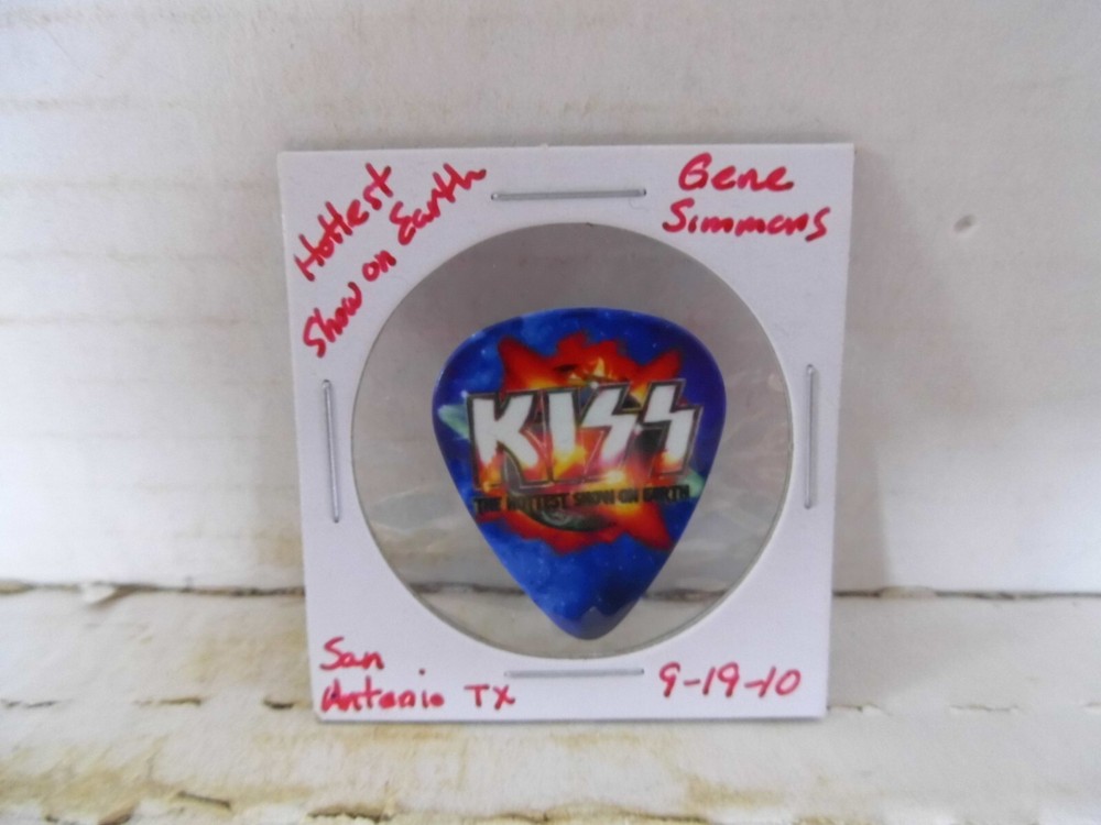 KISS "GENE SIMMONS" 9/19/10 GUITAR PICK~READ DESCRIPTION #12~13