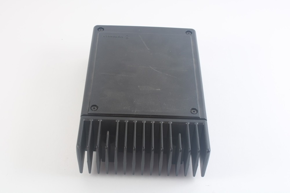 Motorola HHLN1185B System 9000 Amplifier System