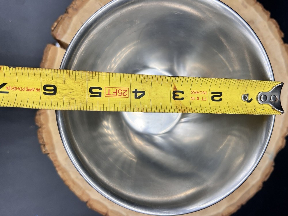 Oneida 18/8 Stainless Footed Bowl