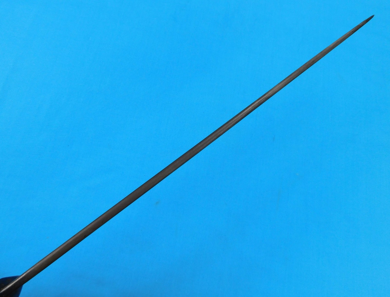 British English WW1 Model 1907 Antique Bayonet Fighting Knife w/ Scabbard