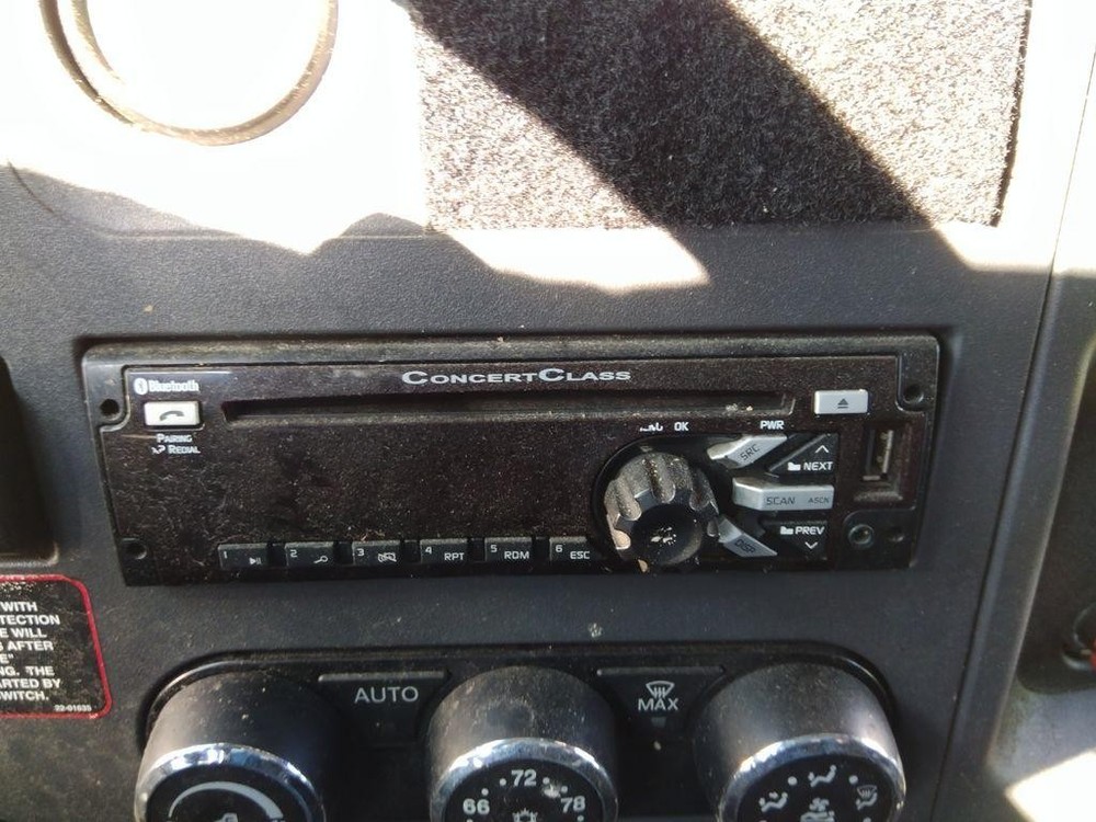 Replaces 2019 PETERBILT 579 RADIO AM/FM/BLUETOOTH ,  MD
