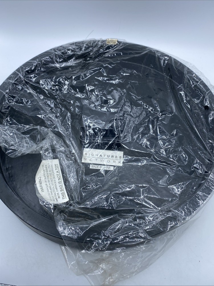 KISS Vintage 2001 SPENCER GIFTS WALL CLOCK-NEW-RARE