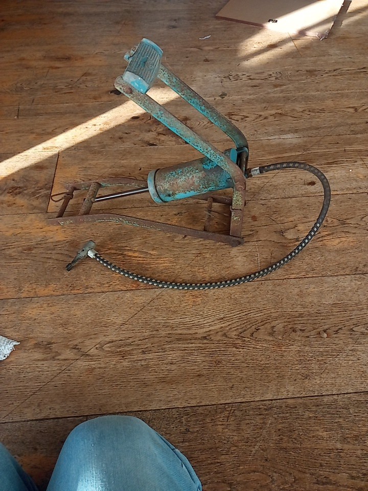 Vintage Desmo Foot Pump