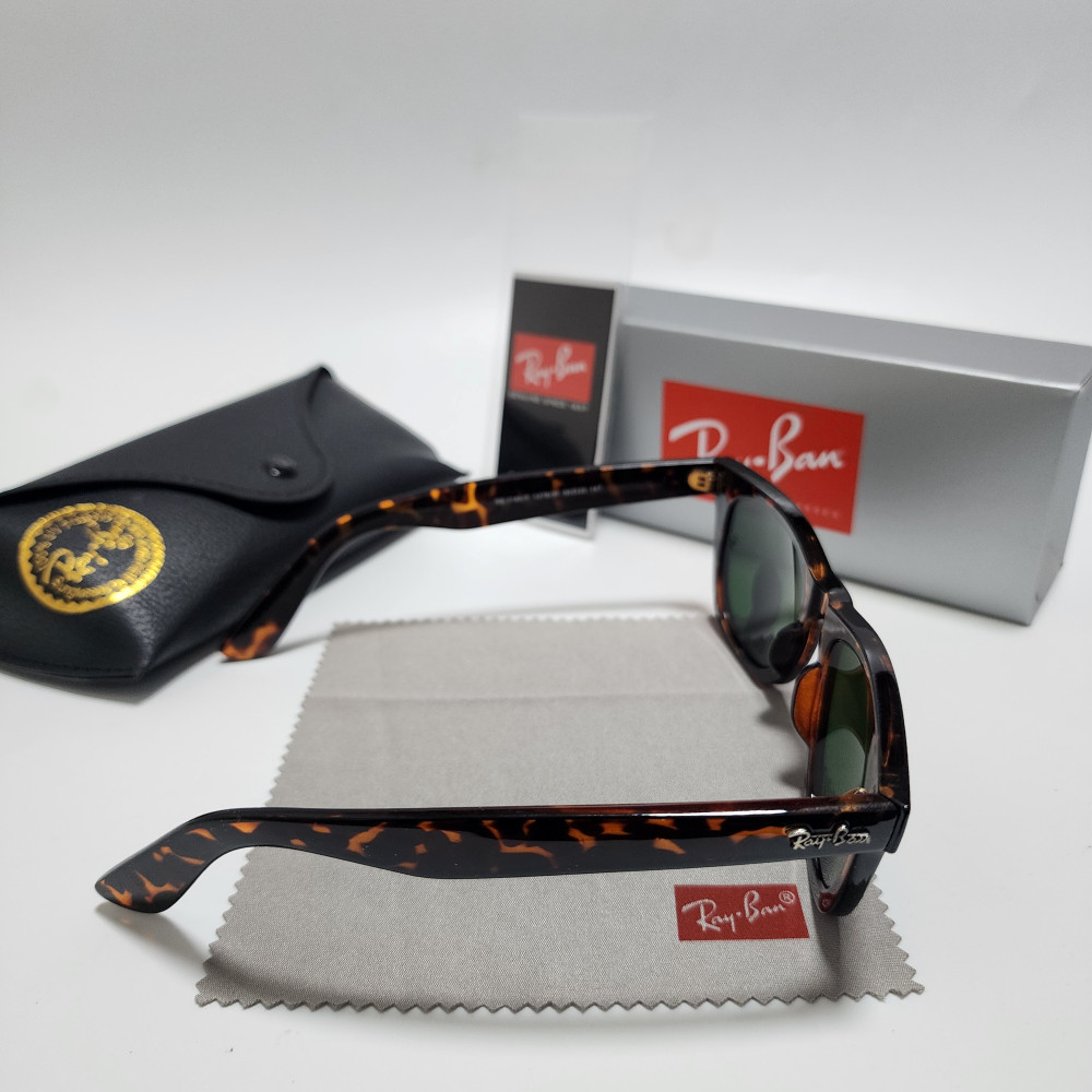 Ray-Ban RB2140 Wayfarer Classic Sunglasses Tortoise Frame Green Glass Lens 50 mm