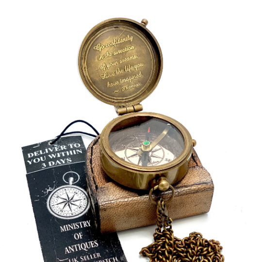 ENGRAVED POCKET COMPASS & KEYCHAIN NAUTICAL HANDMADE COMPASS & LEATHER POUCH
