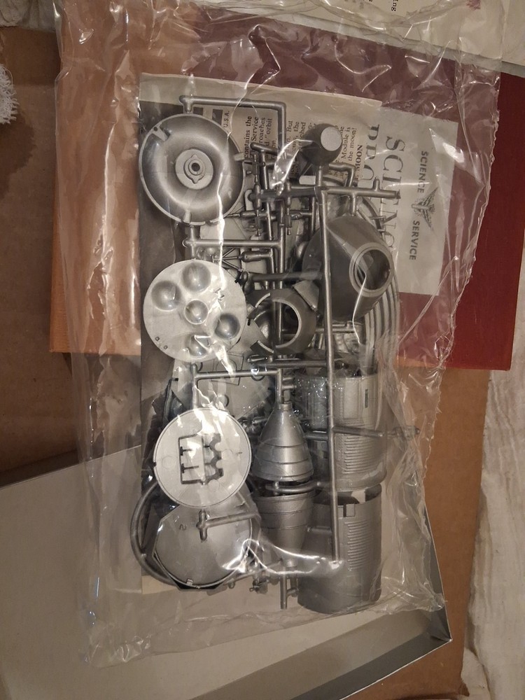 Science Service Program Nelson Doubleday Apollo Command Module Model Kit Gray