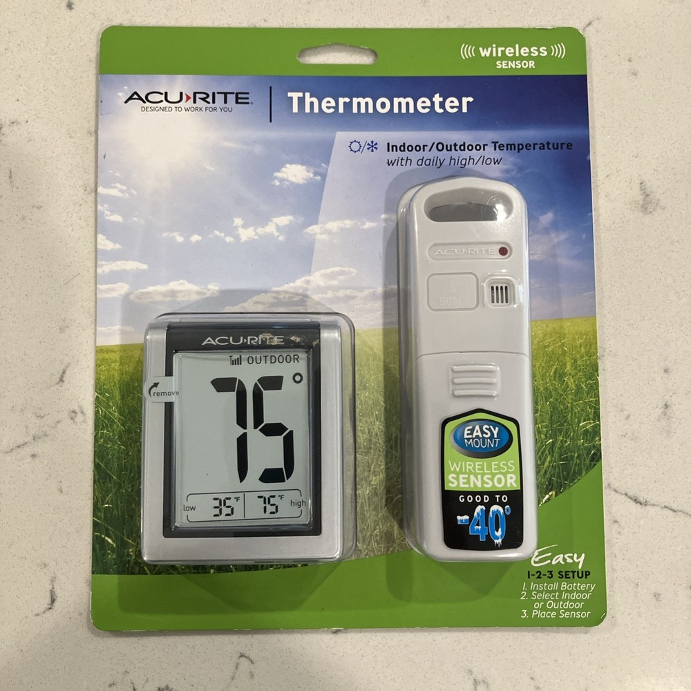 AcuRite Wireless Indoor Outdoor Digital Temperature Thermometer Clock & Memory