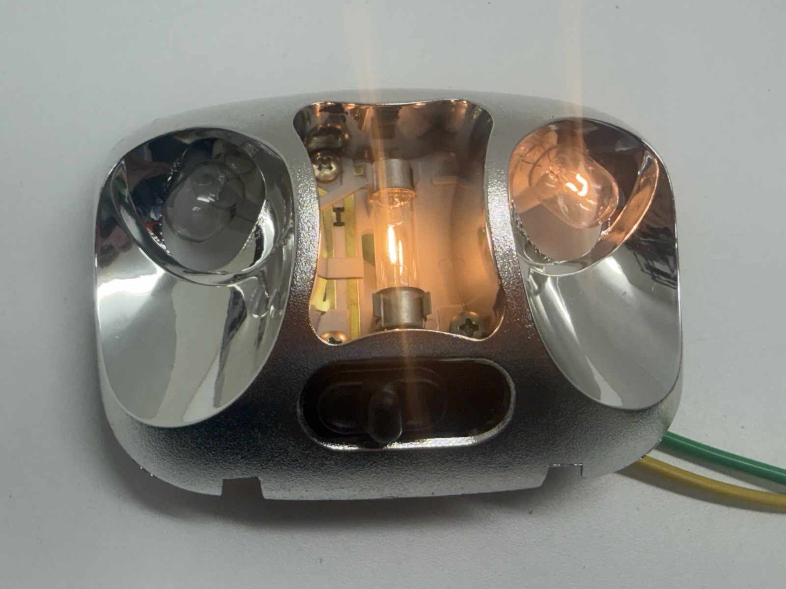 TESTED 1994 - 2004 THREE Bulb Ford Ranger Mazda Dome Light Map Overhead OEM C12