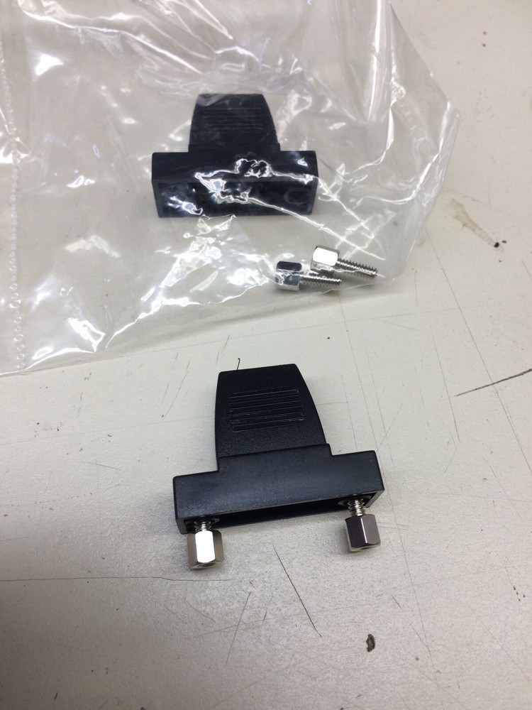 1pcs D-SUB Plastic Hood Cover Backshell & Screws for 9 Pin Flat ribbon  Only